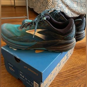 Brooks Ghost 14 trail running shoes